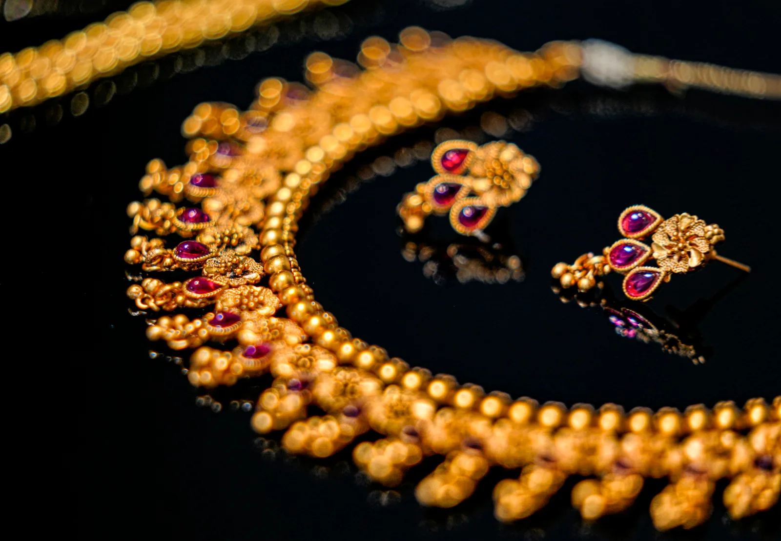 Collier drapé — or rose